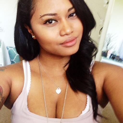 NSFW! 18+ only (no ifs or buts!) Cam model
