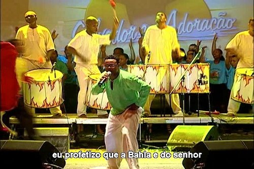 Banda Gospel de Salvador (BA) trazendo para o Brasil um novo jeito de adorar ao Senhor, cujo o vocalista é o Pr. Fernando (Ex-cantor da banda Olodum).