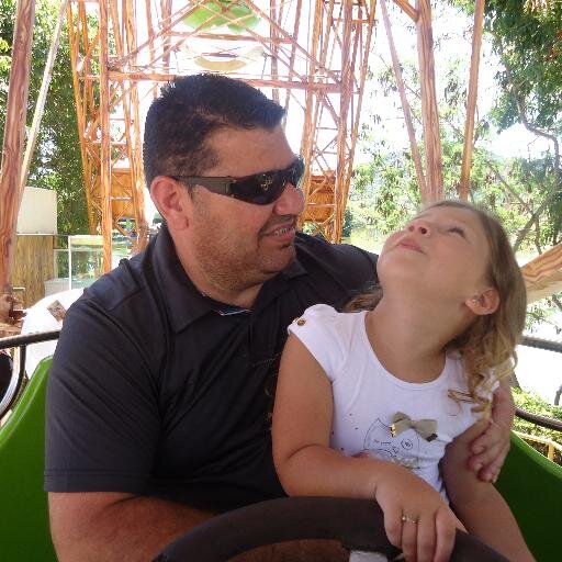 cleodonesklauss's profile picture. 