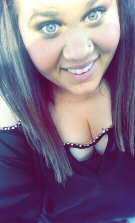 live.laugh.love. thats my motto(: