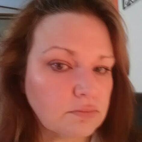 A 40 something, wife, mother, and spiritualist. Music,cat, makeup,and book lover! Tree hugging, tattoo wearing, singing alternative woman!