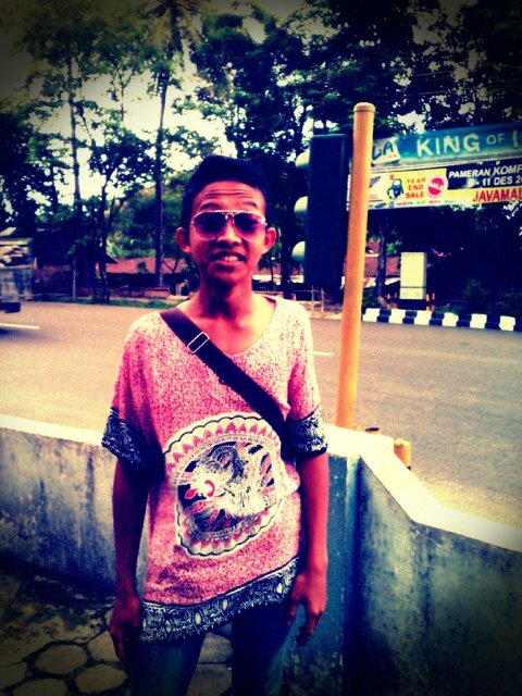 KafidYayay's profile picture. yeah(?)