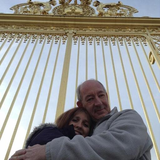Husband and father. Molecular biologist. News, current affairs, the arts, sport and single malt whisky.
