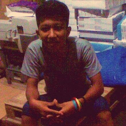 nyantai (~‾ ▽‾)~
SMEK4|XII|SBY|
dari kota kembang
BANDUNG
Lahir 20-06-1995
@heriytok you follows, and follow you (Y)