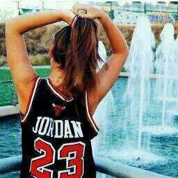 _BeautyyOrNot's profile picture. Wij droppen Foto's en jullie zeggen Beauty or Not!