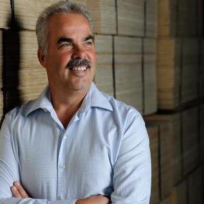 Dennebos Flooring is a world wide supplier/ producer of bespoke wood flooring. Lots of experience in Residential, Hospitality and Retail Industry.