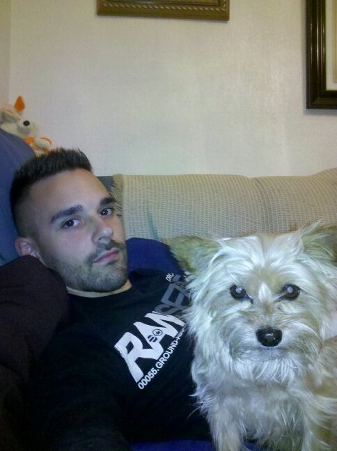 mixi_91's profile picture. recreativista, rociero con HUELVA al cielo, carnavalero... 100% choquero
 fan de @malviviendo