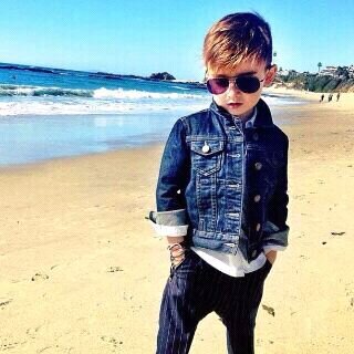 akkudarkblack's profile picture. Never give up|don't be silent| keep trying, be patient, and pray to fulfill YOUR dreams