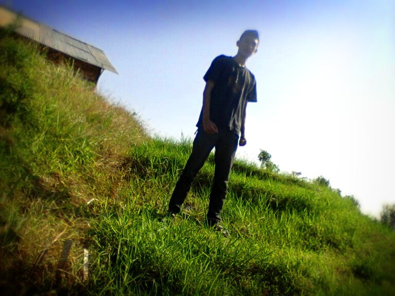 Eri_Shaputra's profile picture. Whatever,,