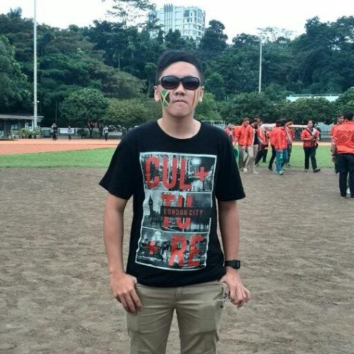 Movieholic | Adrenaline junkie | football maniac | Addicted on sports | @cherylivia’s