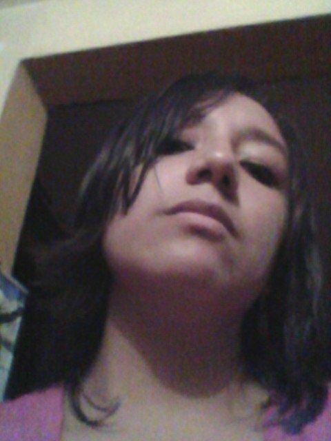 Soy una persona normal tal vez muy optimista  XP... Facil me sigues te sigo me dejas de seguir te dejo de seguir