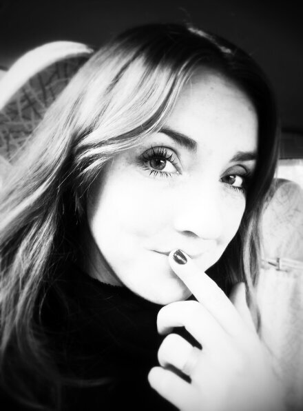 vartuh88's profile picture. Сумасшедшим жить легко.