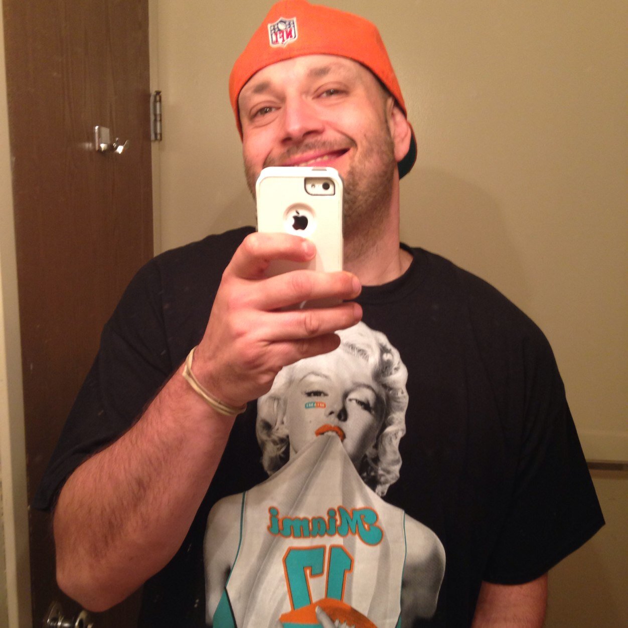 jsylvia66's profile picture. 