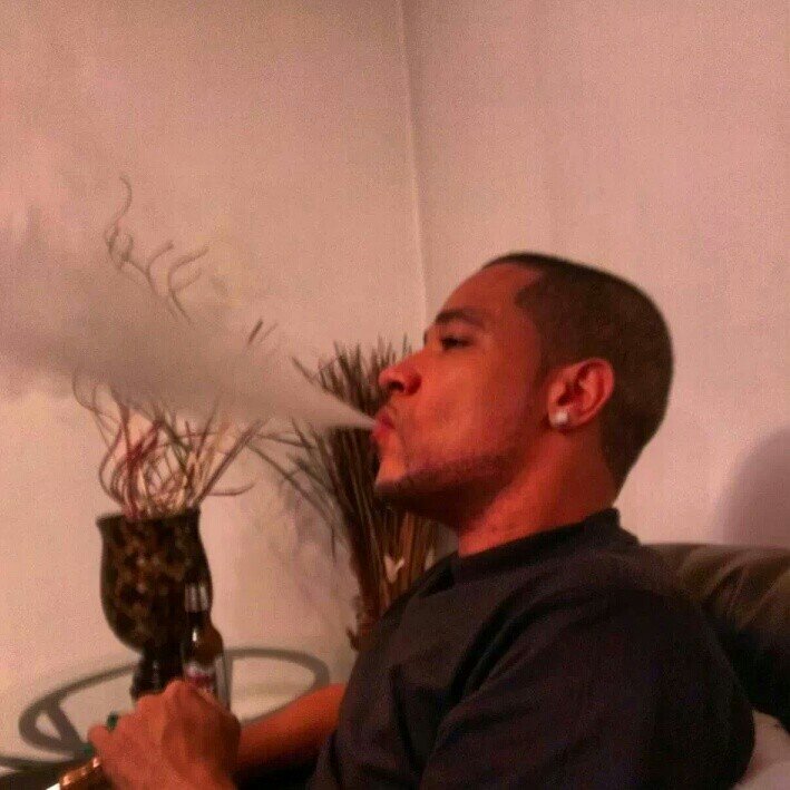 emoneybags29's profile picture. be back around june