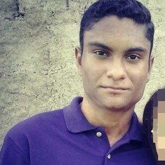 Moreno Claro, 1m e 81 de altura, Signo de Peixe , as vezes tímido, bem humorado, Fã do #OficinaG3, Feliz e Procurando novas Amizades...