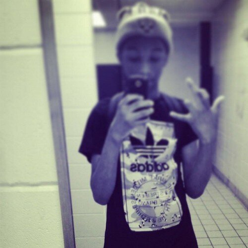 #Xx_Its_Cedd Folloe Me
