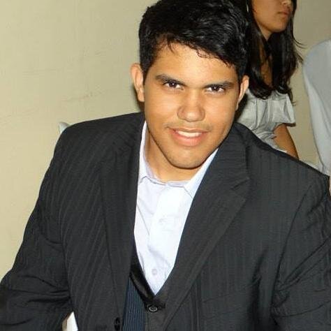 As sensações que teus sentimentos podem te oferecer, são as maior q o mundo pode te dar!!