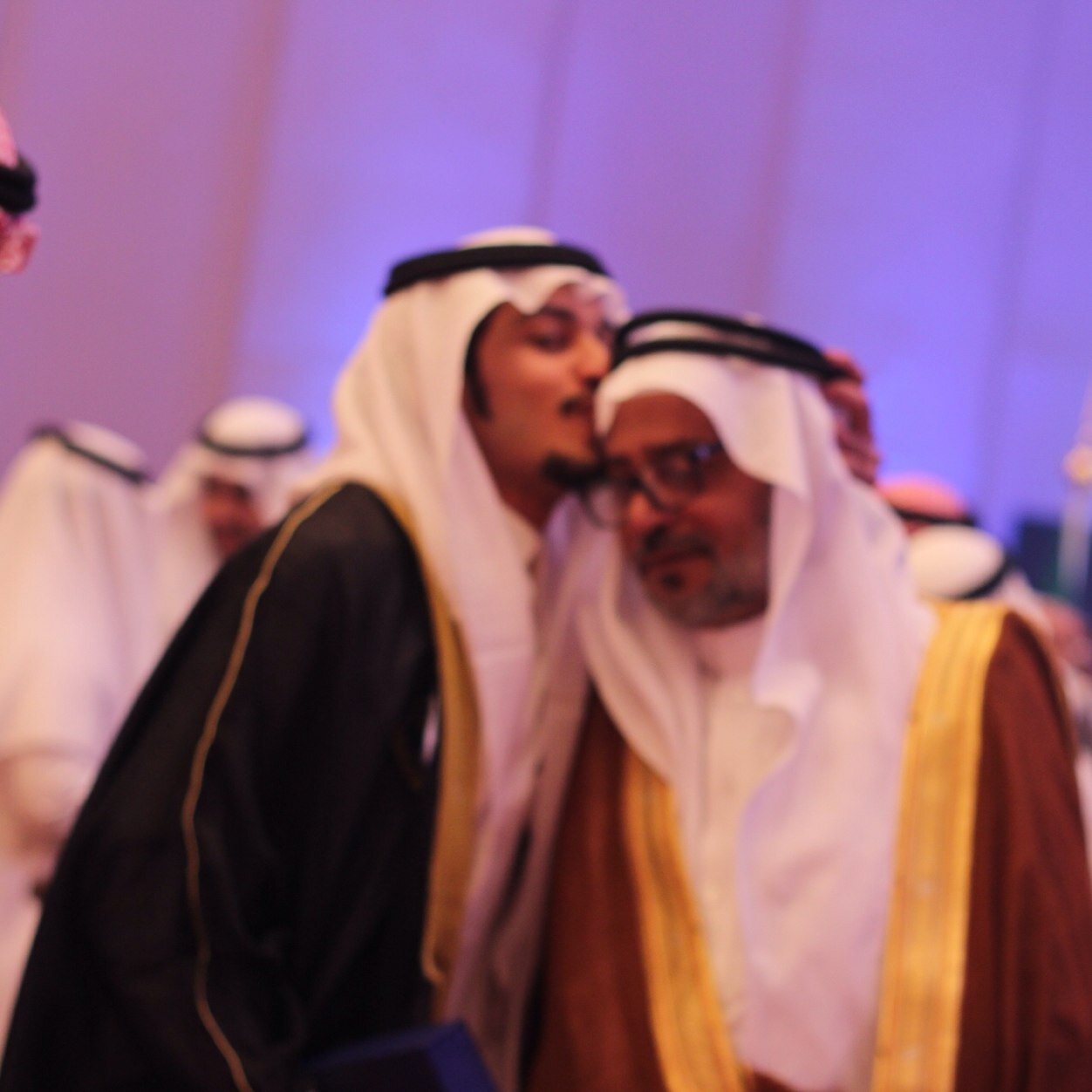 اللهم اغفر لأبي وارحمه واجعل قبره روضة من رياض الجنة وجميع موتى المسلمين.