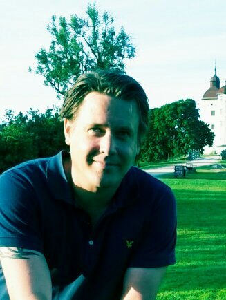 Lav og blond