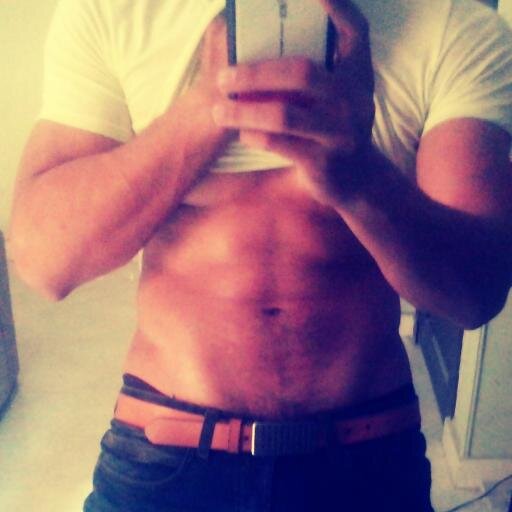 karemnemr's profile picture. The first impression stay forever