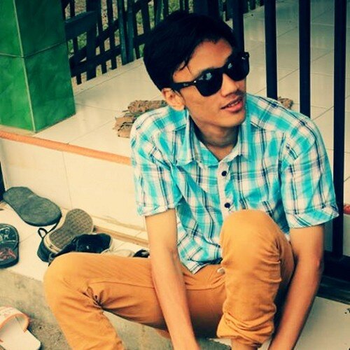 Gerombolan bencana . .