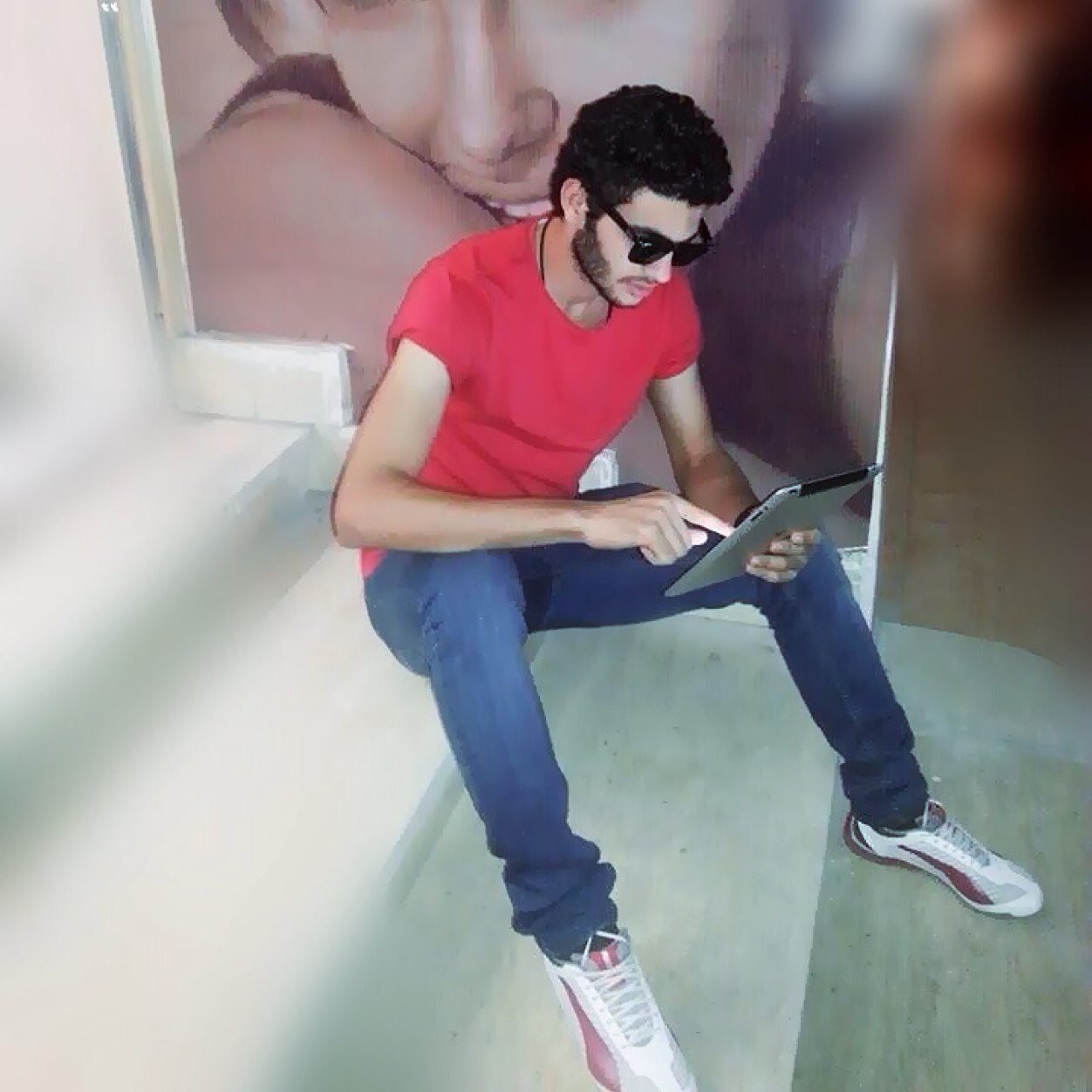 آإنــآإ قـررت آإمـشي فـي #آْإْلْـسلْـيـمُ و آإبـطـل بـوس فـي #آْإْلْـحـرِيــمُ • *