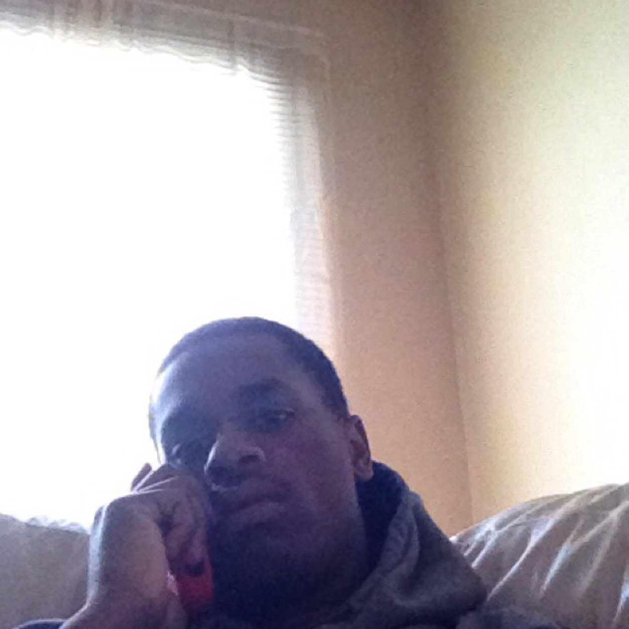 Chilling by my self off tha hen dawg rip squid and brian free tone