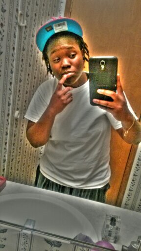 fl_dreadhead's profile picture. Young Lesbian Stud , Daddy of a beautiful lil girl named Jouryne  Btw.... Follow meh on IG: @florida_dreadhead