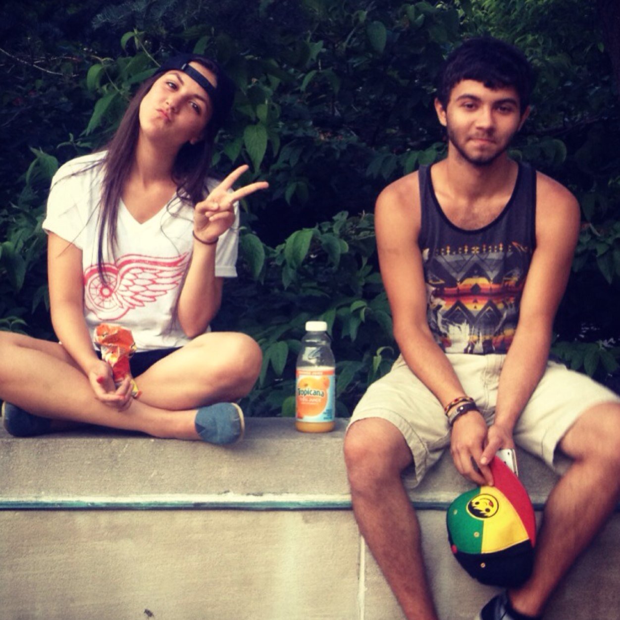 alinureche37's profile picture. live life to the fullest