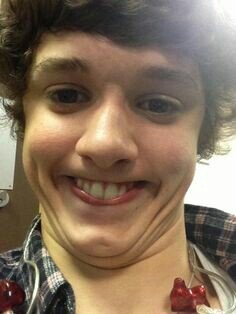 SeducingMcVey's profile picture. Hi! My names Bradley Will Simpson a.k.a The Seductive One and my top mission is Seduce this guy named James McVey! he's mine and only mine so back off!