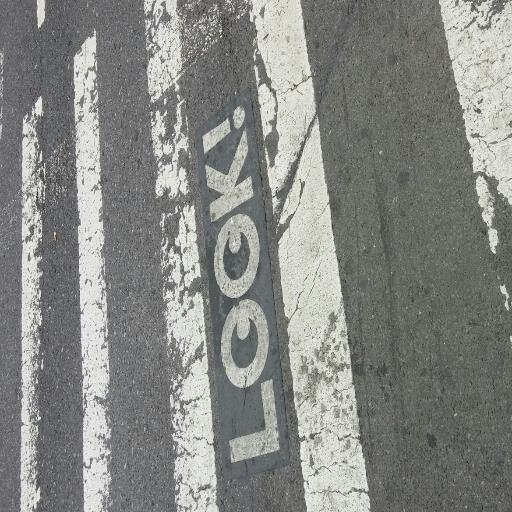 Urbanism, art, audio, @Acoustiguide creative (opinions mine!), storytelling, hi/lo culture, kitchen tricks. Desperately seeking green space in Astoria.