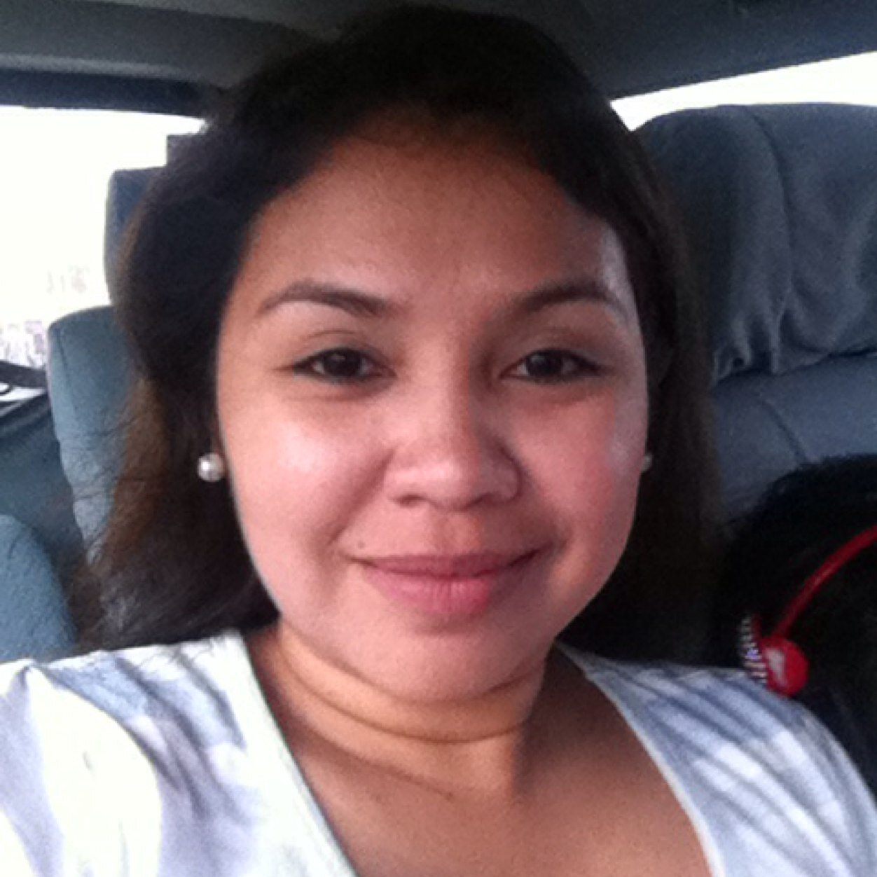 maimaianievas's profile picture. An aspiring lawyer who took a break from being herself. 

a crazy partner, a cool mom, and just like you, tsismosa (haha the reason why i joined in) lol