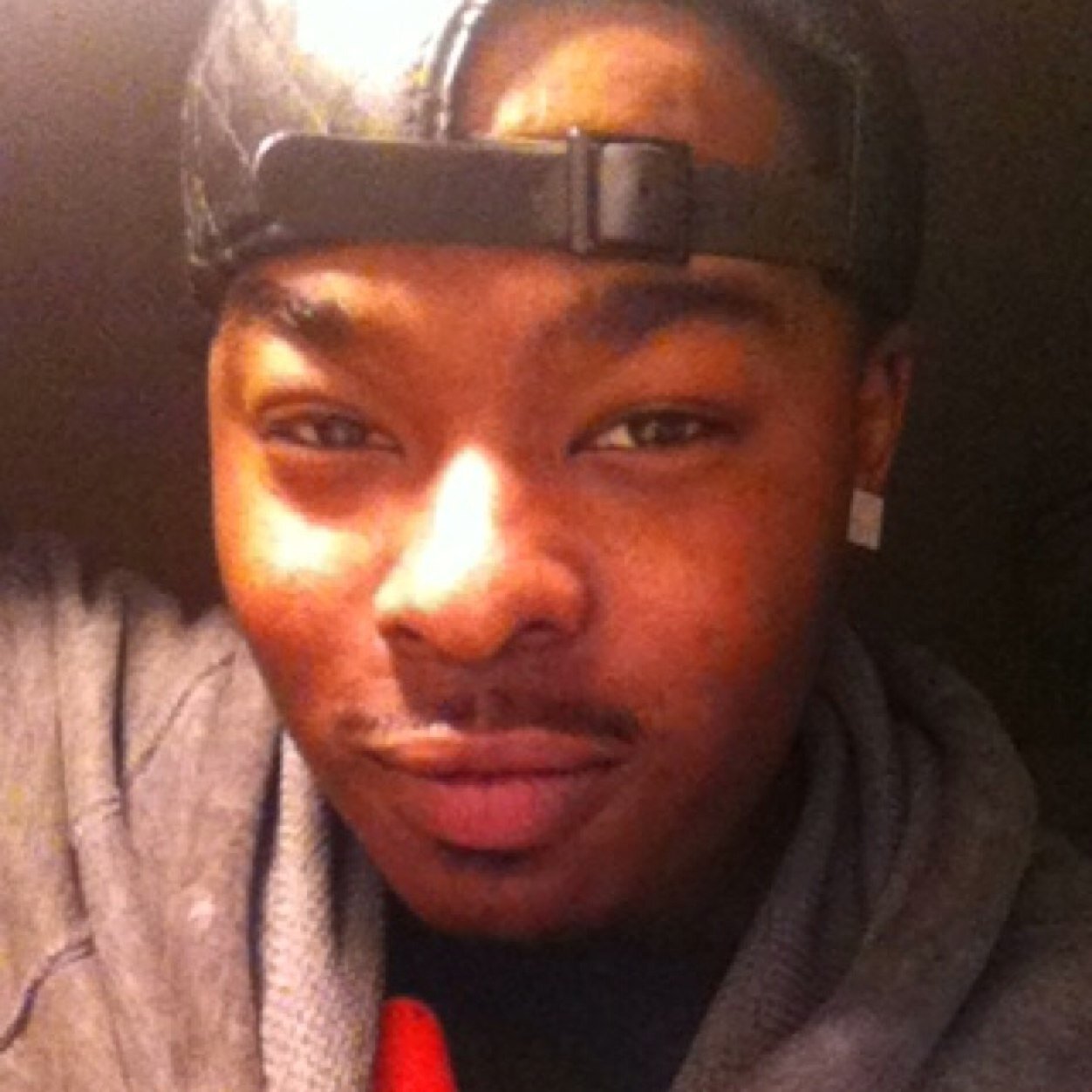 Rap/R&B/Song Writer °L.I.E° For booking or features contact Email:Isaiahji@gmail.com #LIVEINEFFECT FOLLOW @CellioDaGreat