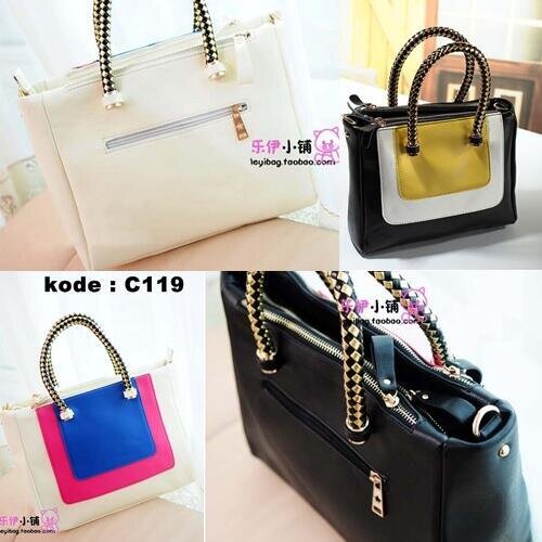 Bellestyleshop's profile picture. Belle's shop | tas brended | import | fashion style wanita bandar lampung  | UNDER 200-300K | transfer via bank lampung/mandiri | mention :) pin :7D2DB6FC