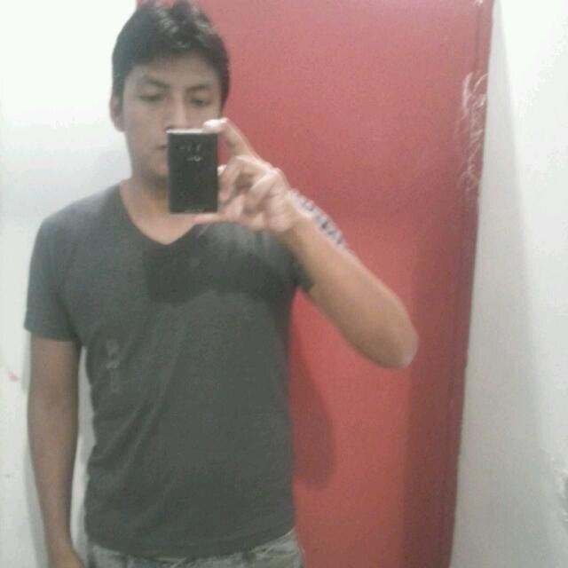 Nunca te arrepientas de un día en tu vida, los buenos días te dan felicidad y los malos te dan experiencia. :3