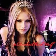 || Just a beta who fell hard for an alpha, hoping he catches me. Mated to @PowerfulLycan  || Engaged 15/5/14 || Mother || RP || #TAHF #PetersArmy || #Scream
