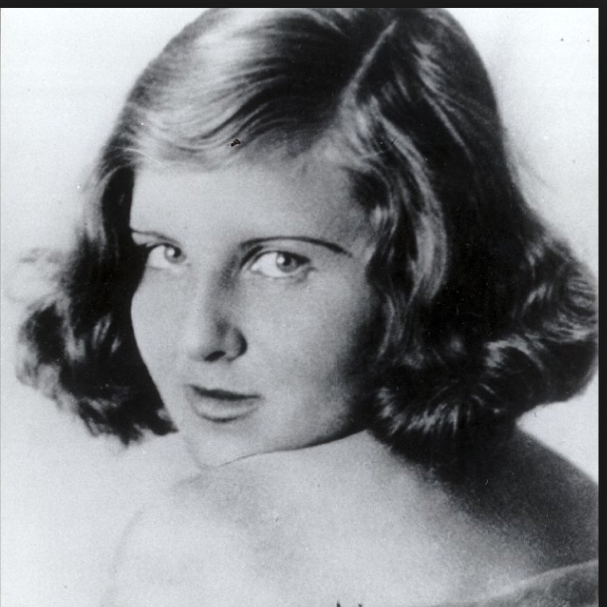 is your husband hitler ? no didnt think so