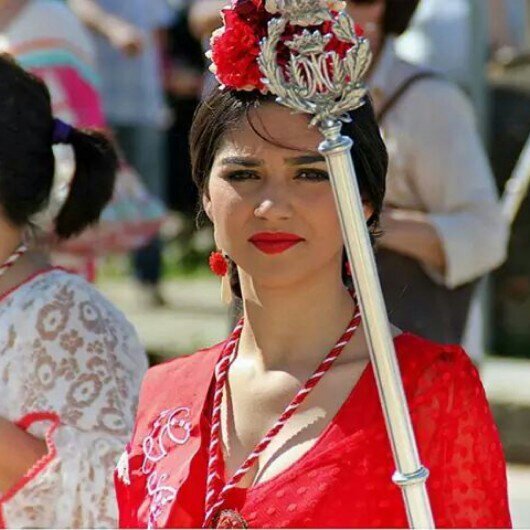Si ya sabes que te quiero bailame por sevillanas.