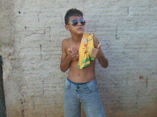 gosto de futebol e curtir um funk