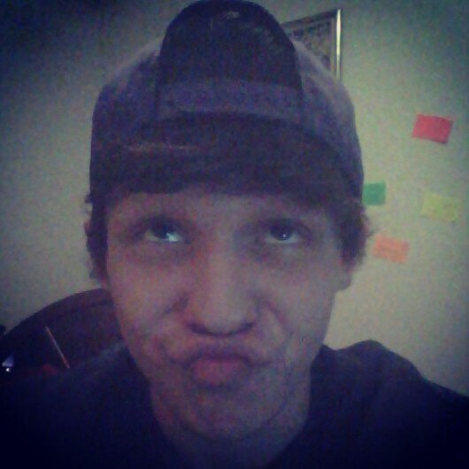 alan_sreym's profile picture. enjoy the little things