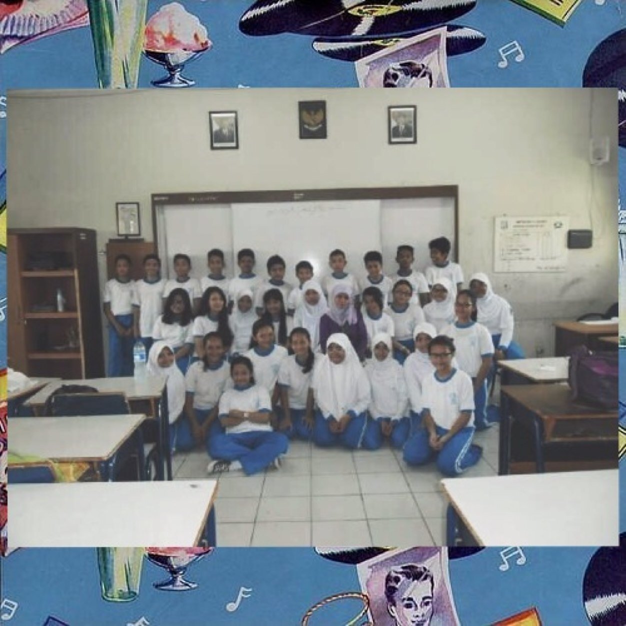 Foxvenfive's profile picture. This is our house, this is our rules. ((Warning: we're freaks!))