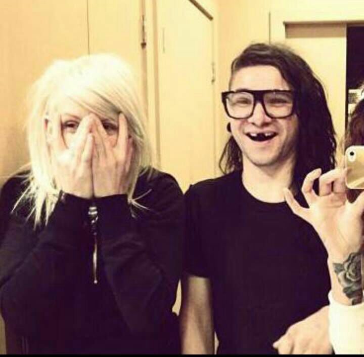 zmoqracs's profile picture. 