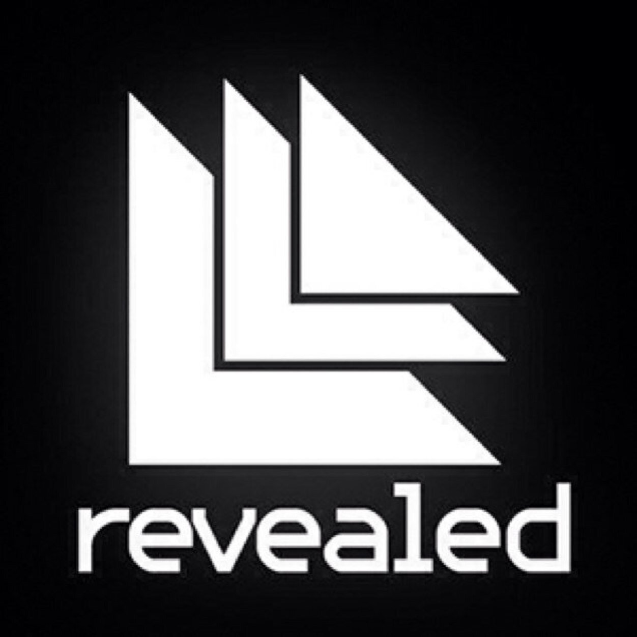 A fanpage for @RevealedRec. Fan of @HARDWELL @dannic & @Dyro