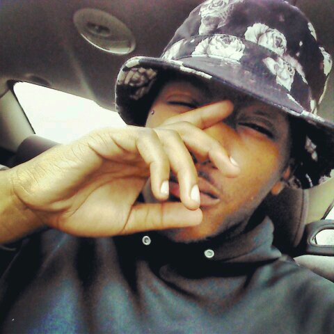 I set the trend..you niggas just copy #King #LK #OVO IG: @RottenRichiee