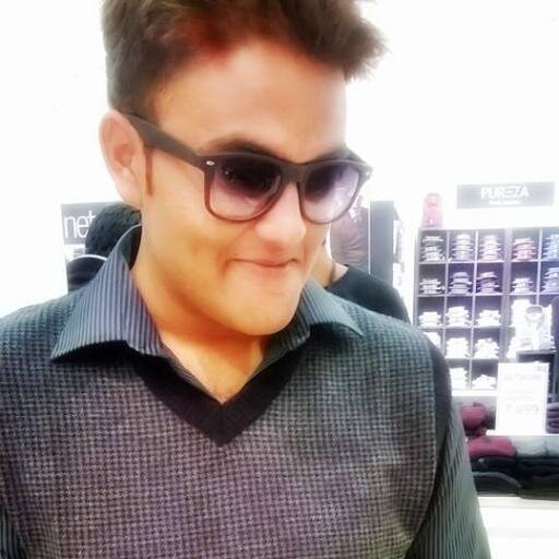 A simple, down to Earth guy, loves biking and outdoors (preferably bcoz I stay mostly indoors :P), love listening to songs and reading novels.