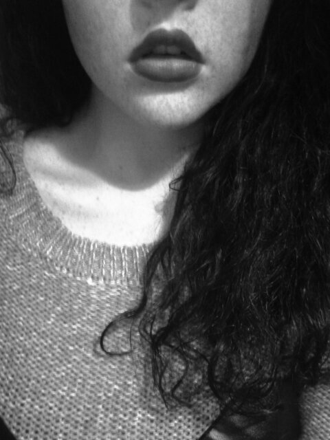 17 year old girl |Sue, Deb, Cat, Bella, Annie, Perry| If you need me I'm here♥ Stay Strong. Clean for: 8 months