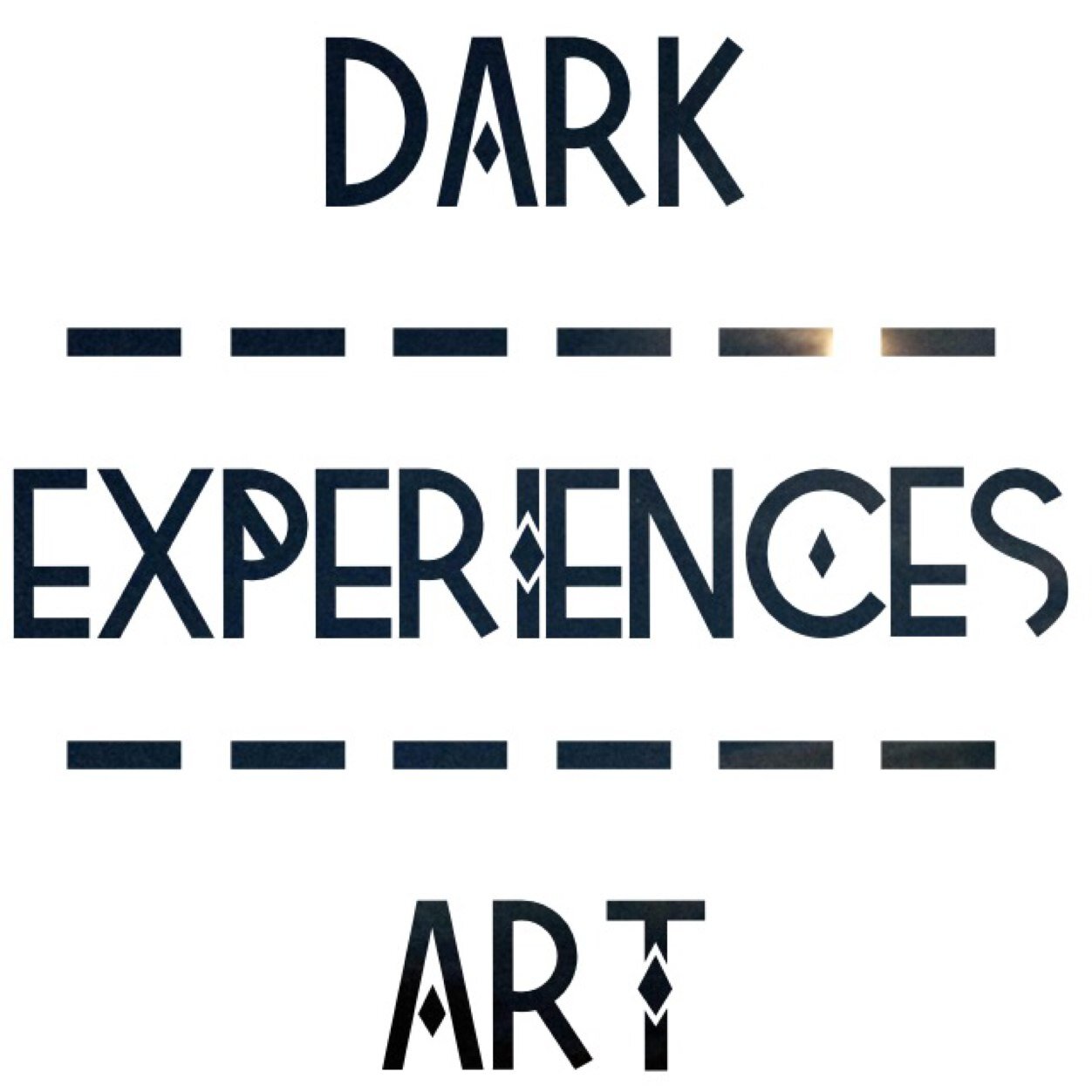 Dark Experience Art bedeutet Fotografie mit einem Hauch von Dunkelheit. Von Akt bis Natur bis Liebe.Alles und Jeder auch jede Art Motiv trägt Finsternis in sich