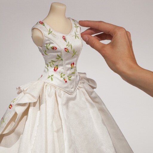 The Little Costume Shop Weddings. Your wedding dress perfectly re created in miniature.
Follow me also @VinBurnham.
