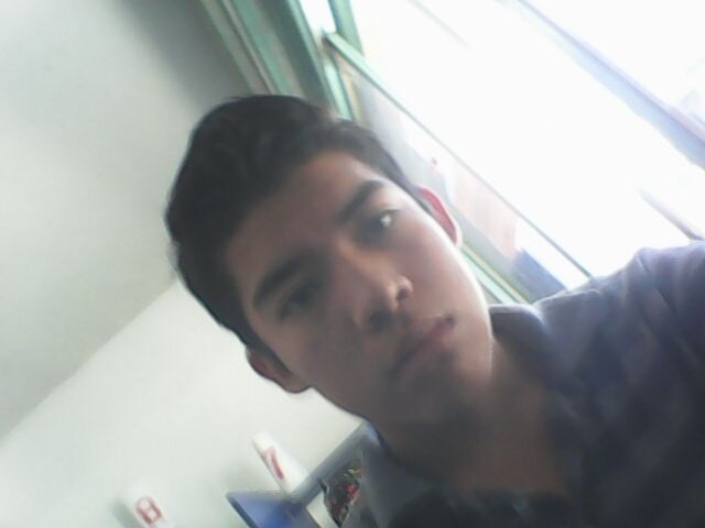 La vida es Genial!!
No de dejes que nadie te diga lo contrario.. y ... disfrútala al 100