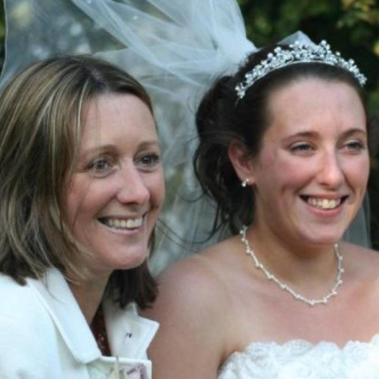 JuliesSowden's profile picture. Co owner of the property franchise Les Bons Voisins Dordogne NE and LBVImmo   Dordogne NE.